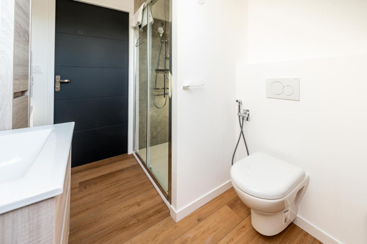 Downtown Loft - Centre Ville - Wifi - Netflix Amiens Luaran gambar